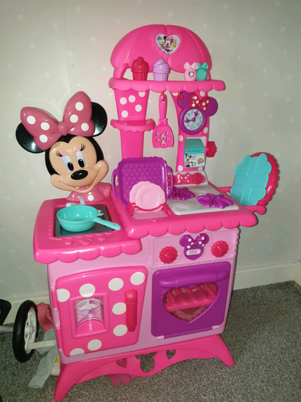 smyths minnie mouse kitchen